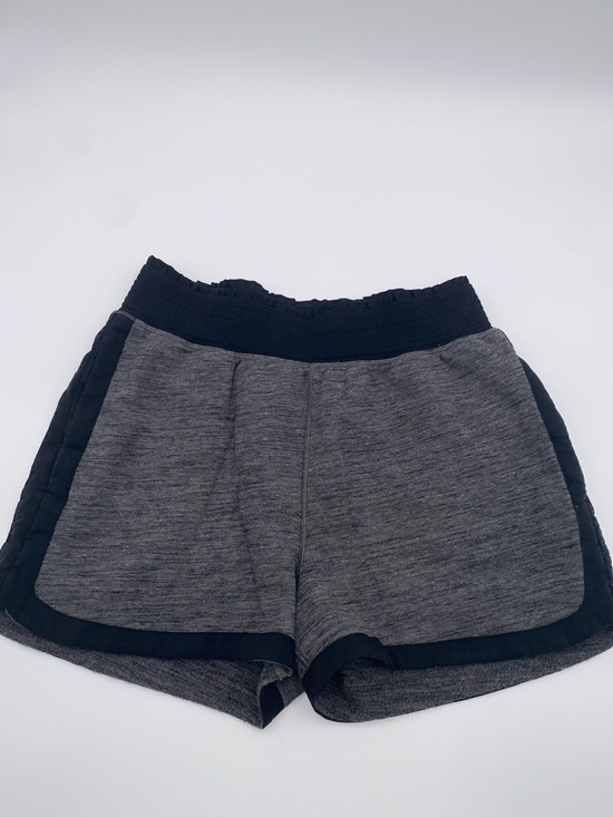 lululemon athletica Pants - lululemon Varsity Heathered Gray Cotton shorts size 4